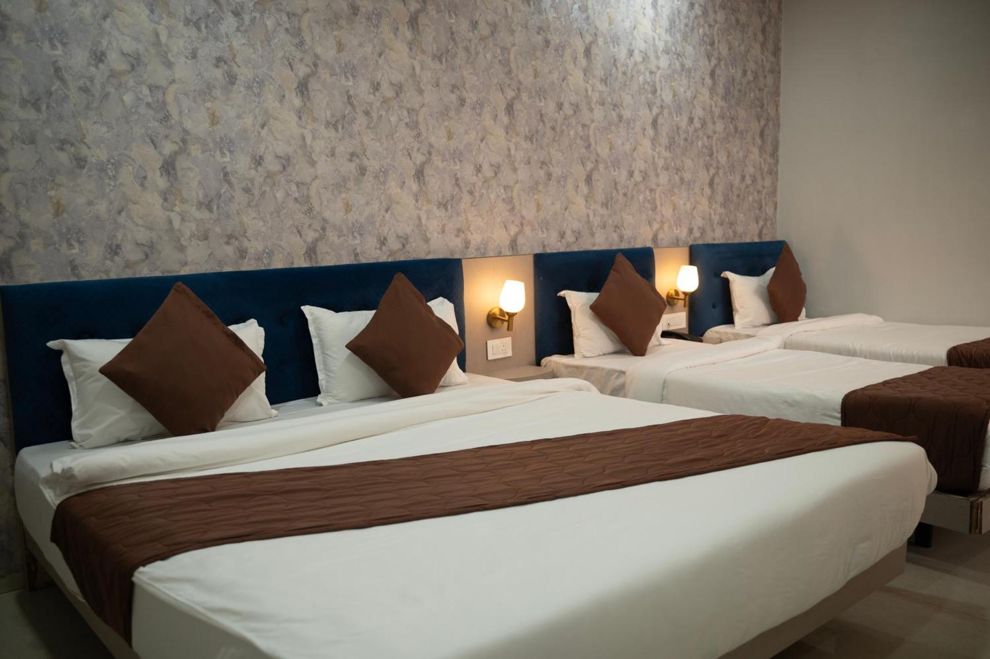 Hotel Manaal Akolia Kültér fotó