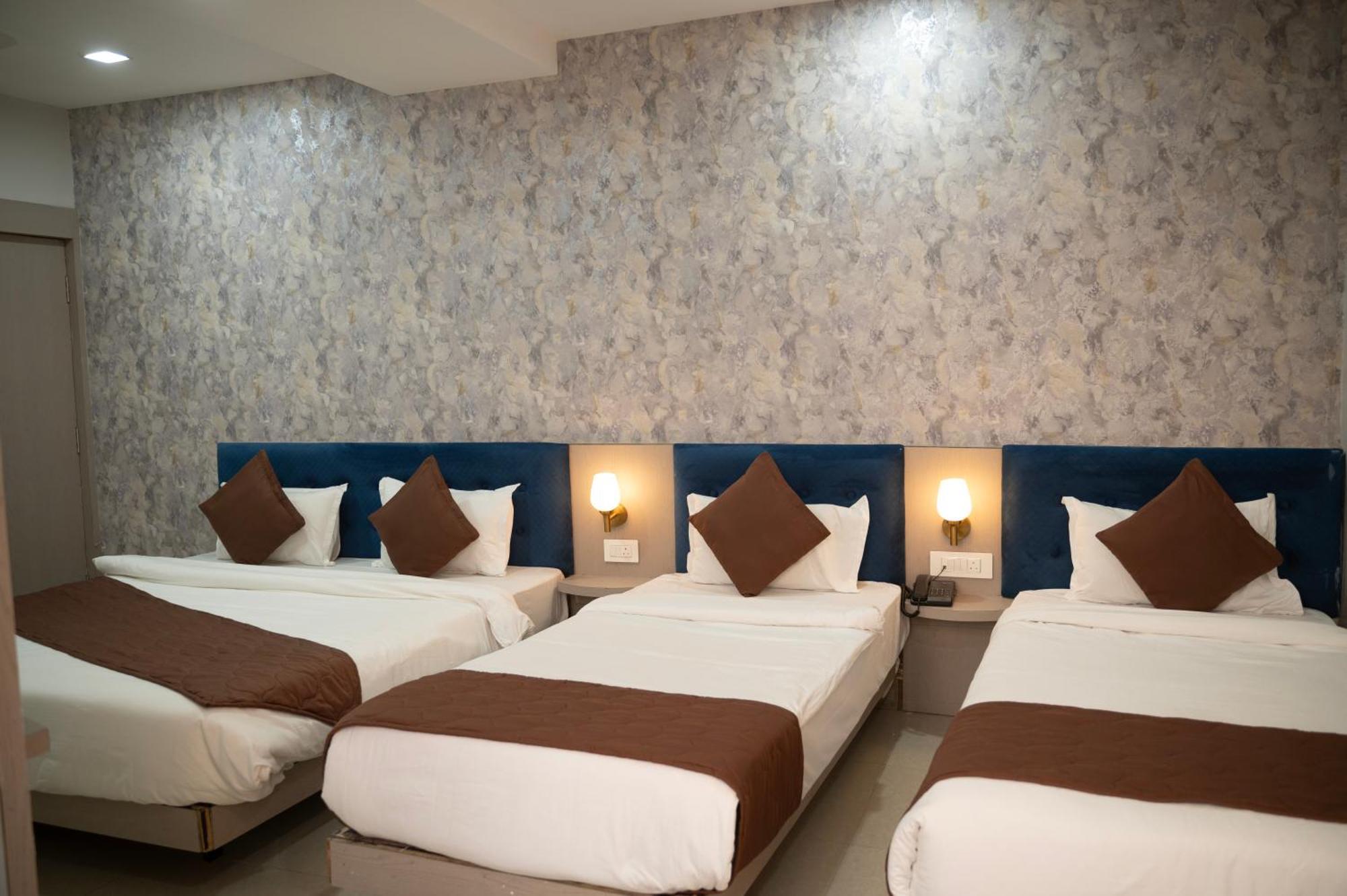 Hotel Manaal Akolia Kültér fotó