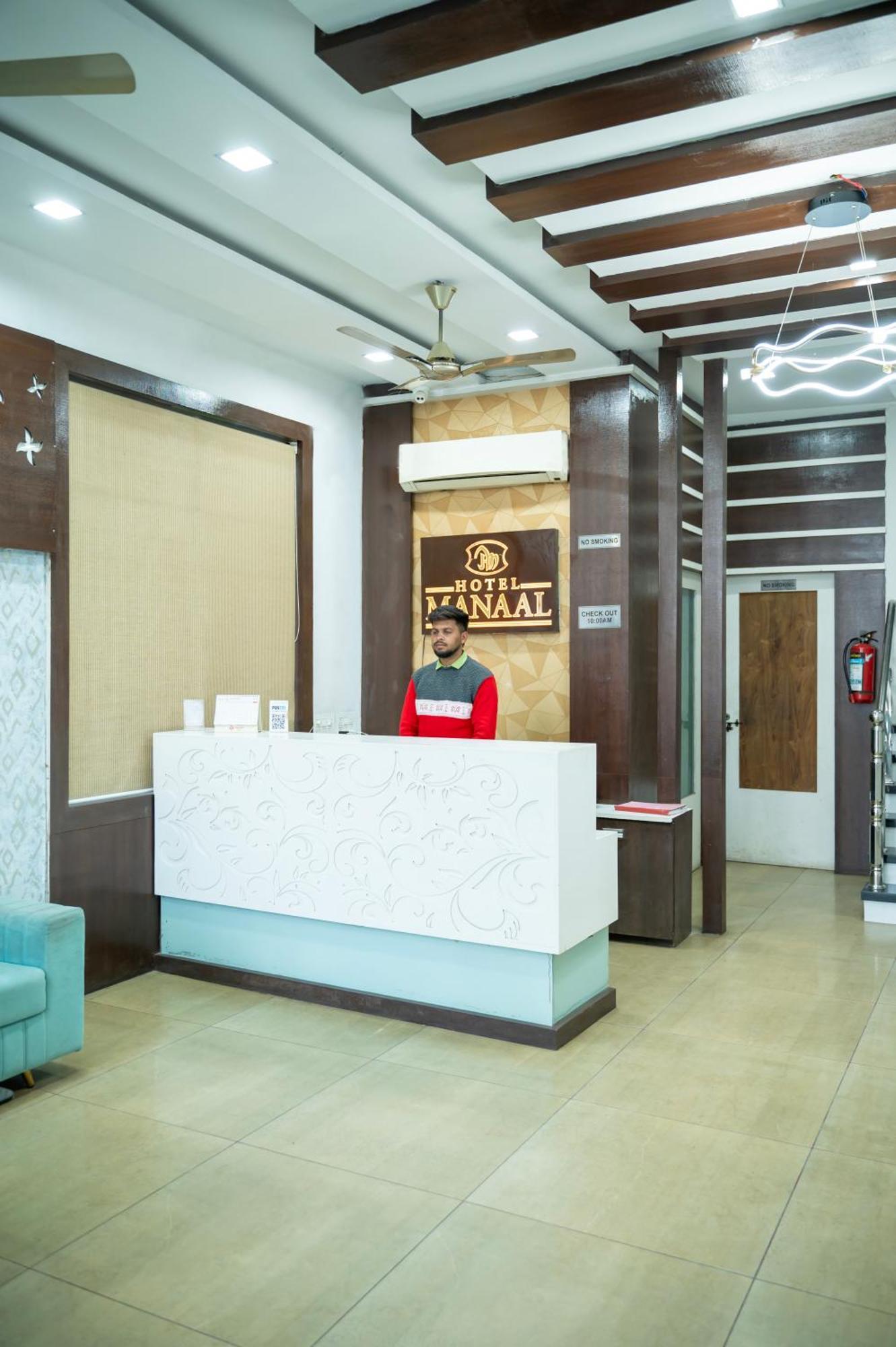 Hotel Manaal Akolia Kültér fotó
